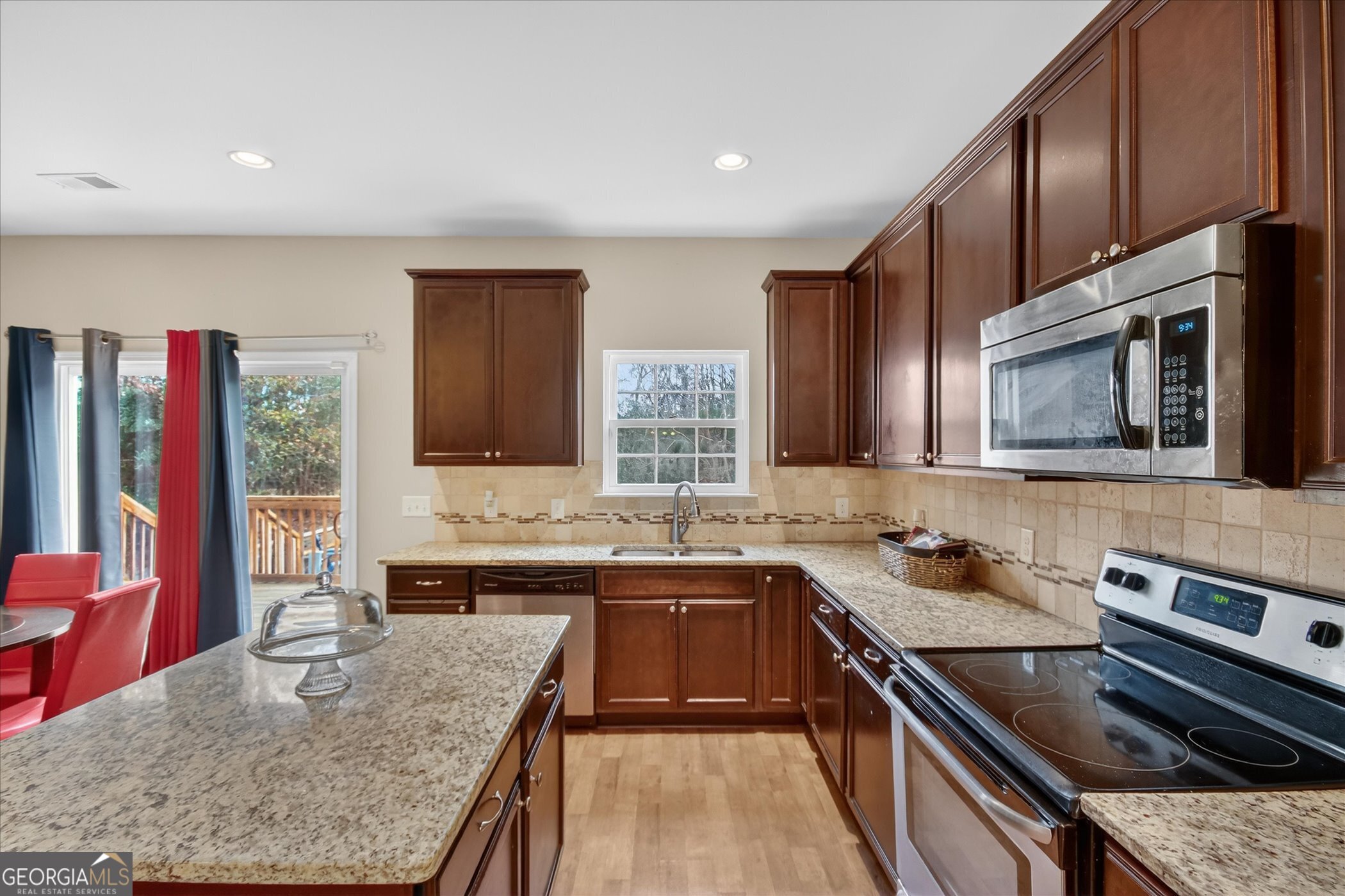 140 Mosswood Drive Savannah GA 31405