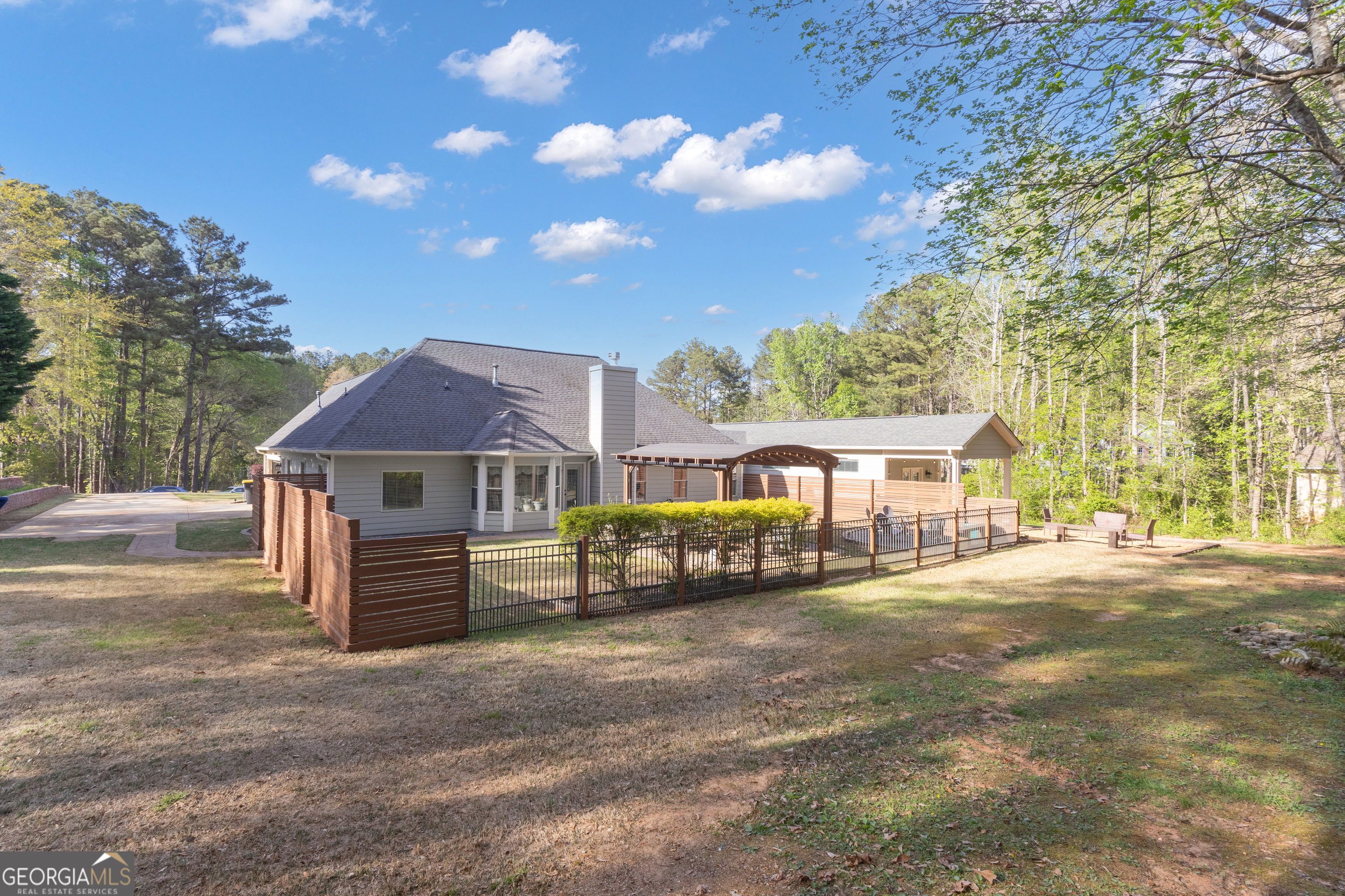 54 Sturgess Run Sharpsburg GA 30277