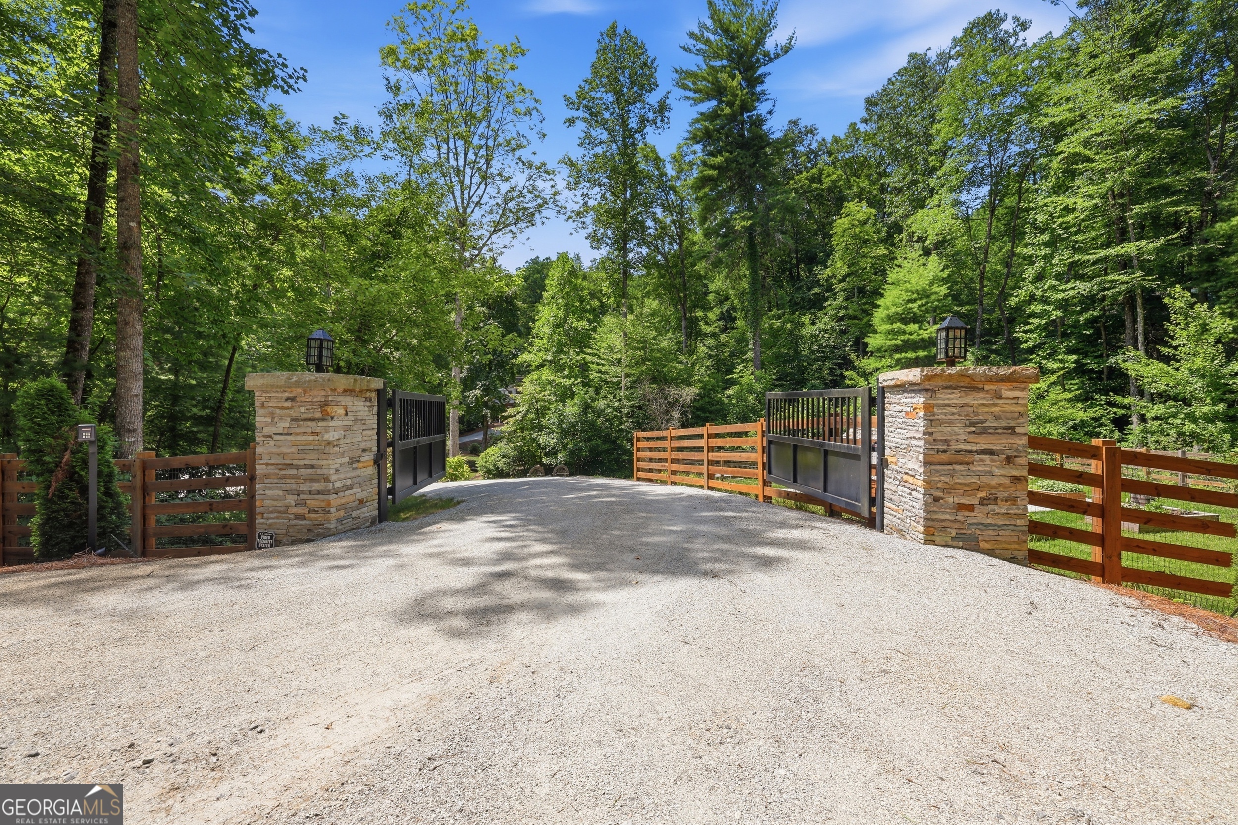 383 Bull Frog Lane Clayton GA 30525