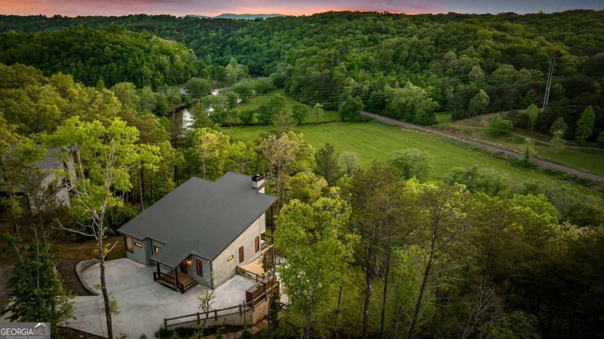 670 River Hill Road Mineral Bluff GA 30559