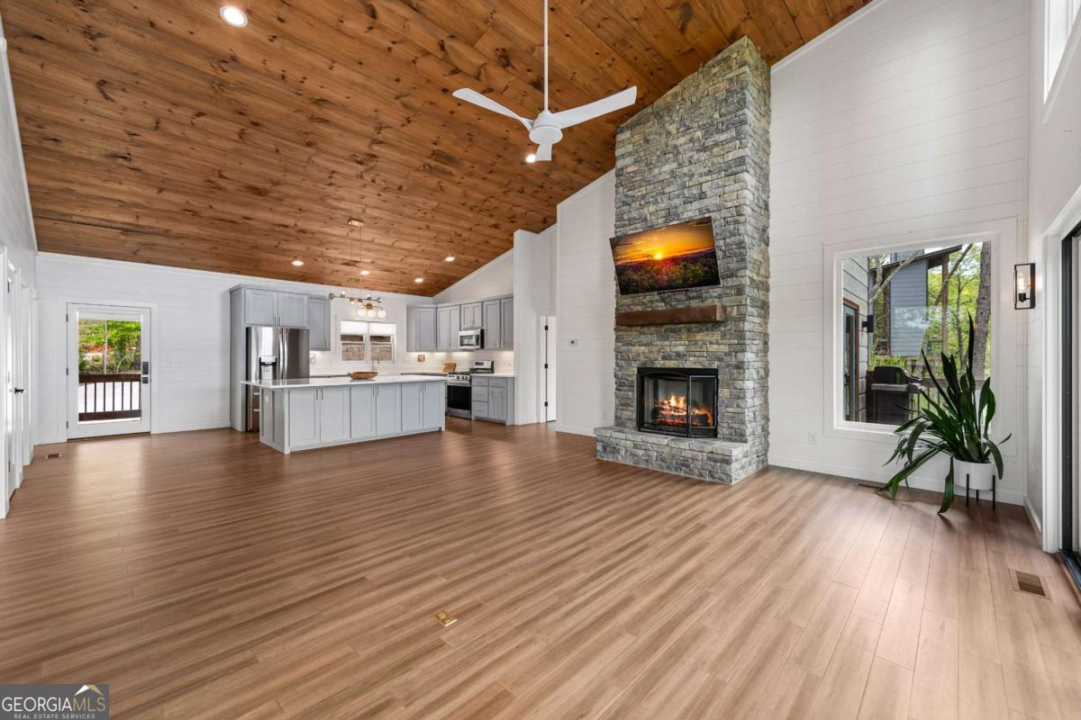 670 River Hill Road Mineral Bluff GA 30559