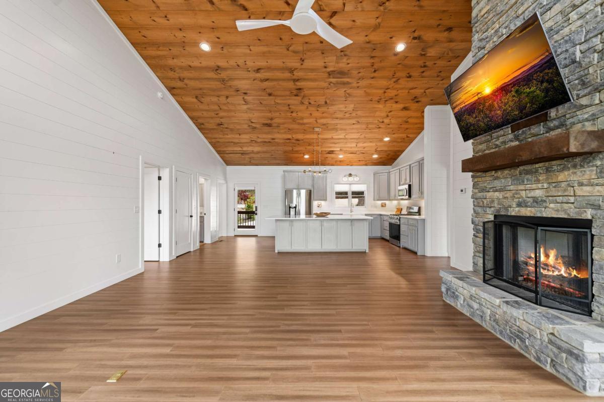 670 River Hill Road Mineral Bluff GA 30559