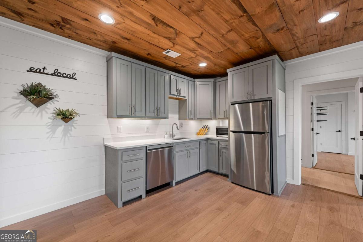 670 River Hill Road Mineral Bluff GA 30559