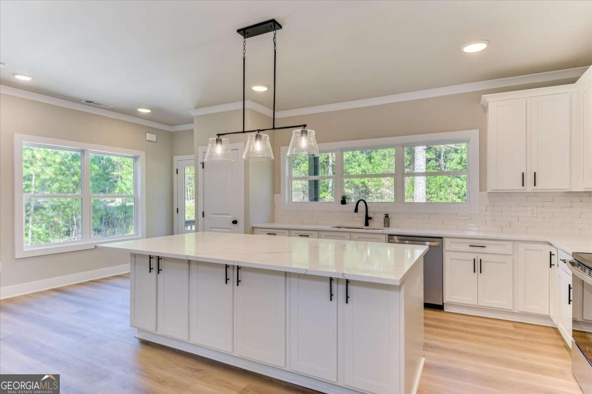1192 Sunset Cove Tignall GA 30668
