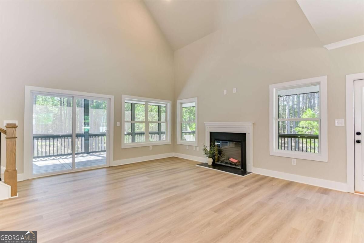 1192 Sunset Cove Tignall GA 30668