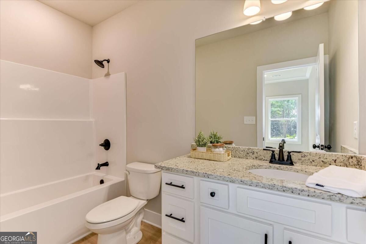1192 Sunset Cove Tignall GA 30668