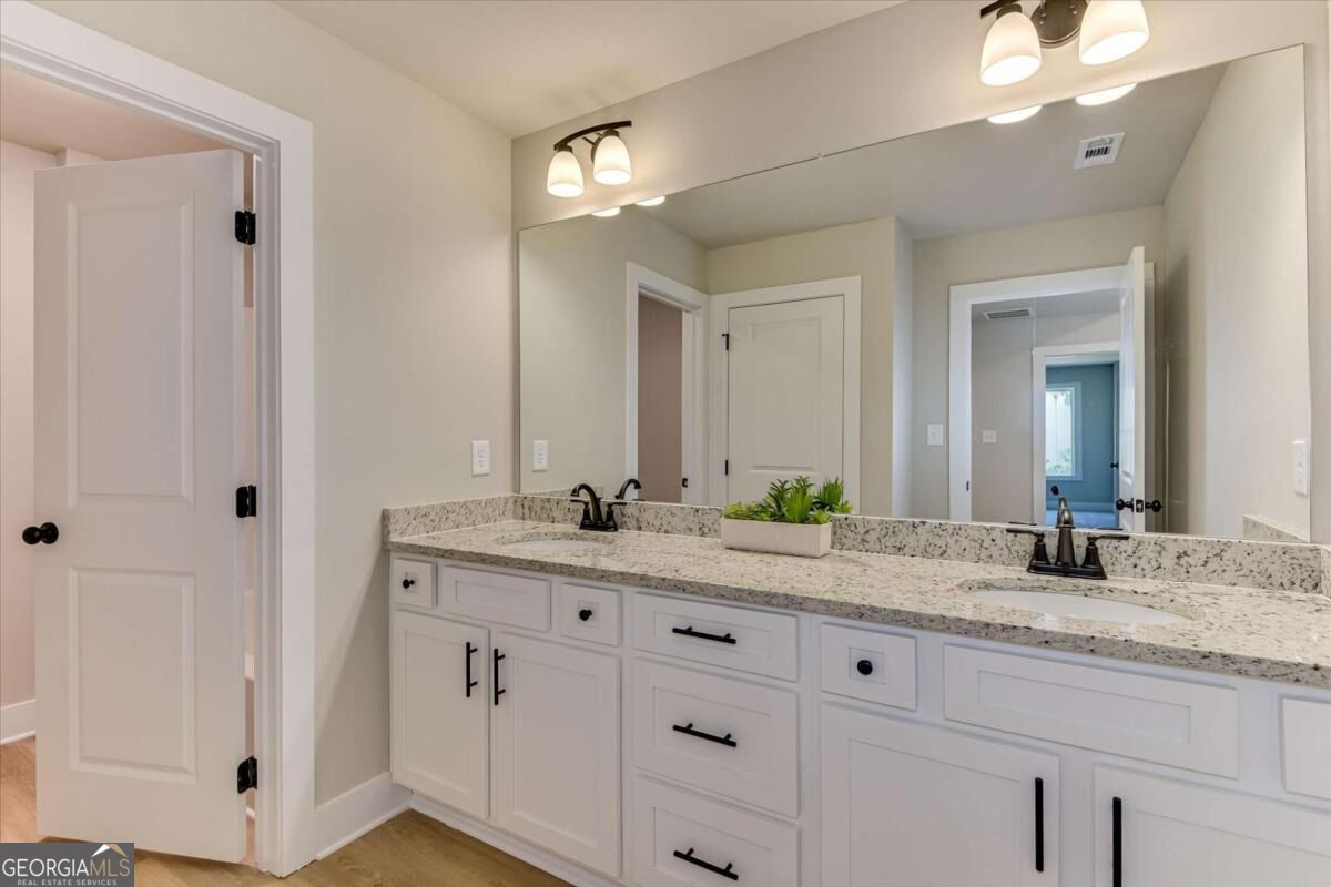 1192 Sunset Cove Tignall GA 30668