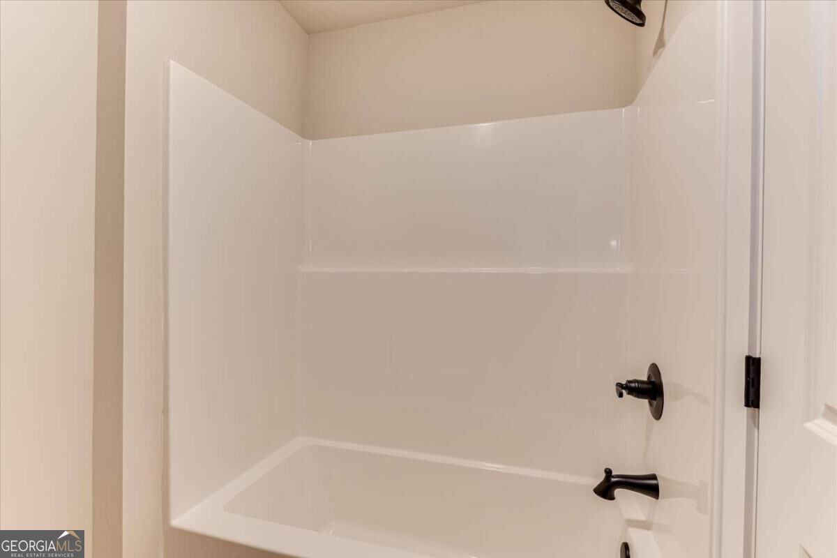 1192 Sunset Cove Tignall GA 30668