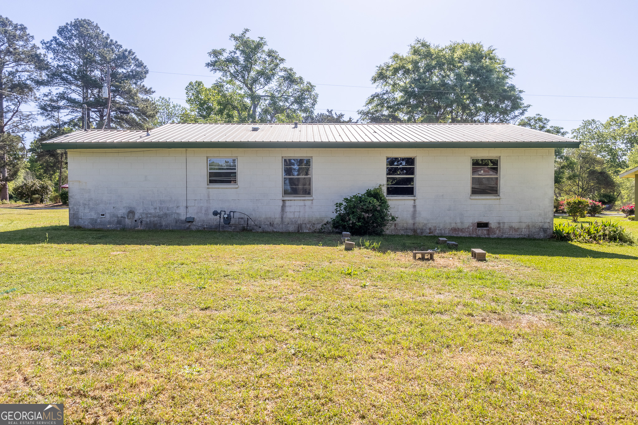 347 Peavy Street Unadilla GA 31091