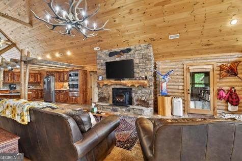 328 Arapaho Walk Mineral Bluff GA 30559