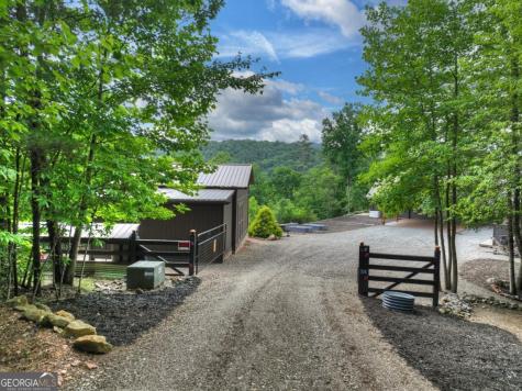 328 Arapaho Walk Mineral Bluff GA 30559