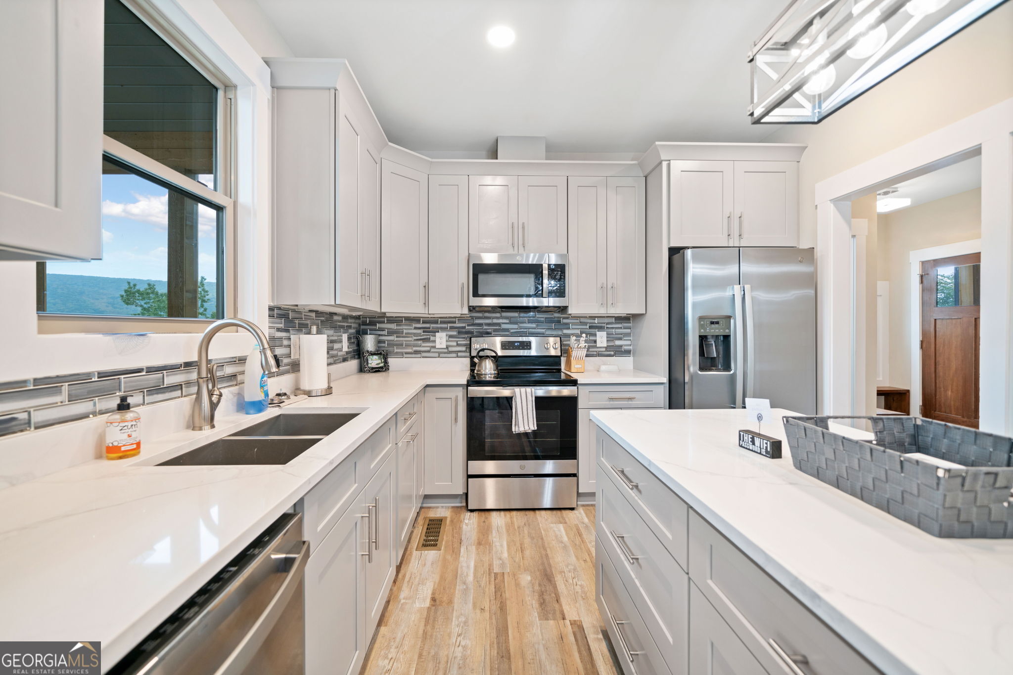 102 Moose Loop Waleska GA 30183