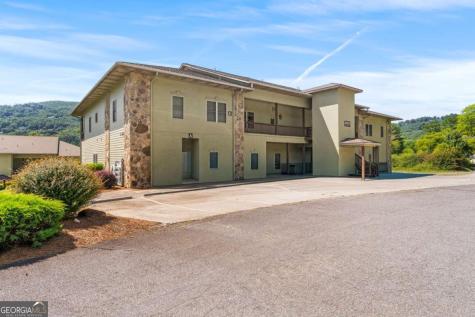 1724 Watercrest Way Young Harris GA 30582
