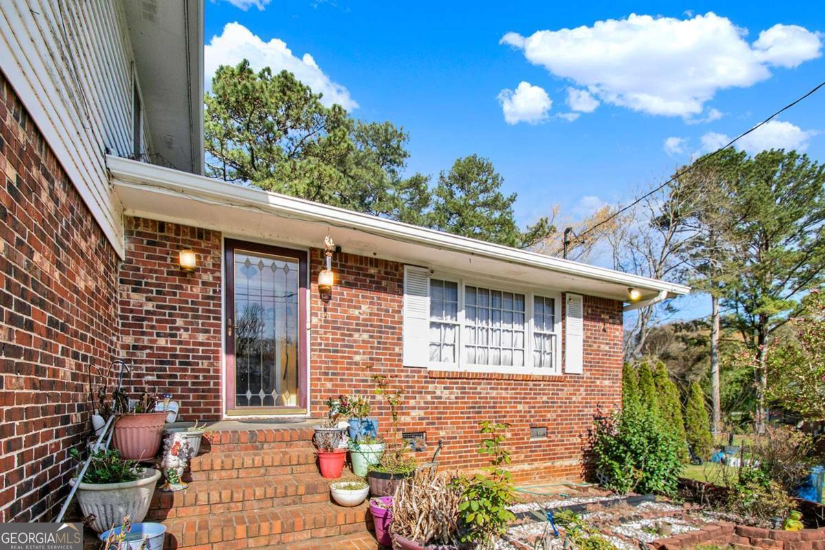 1785 Poplar Street SE Conyers GA 30013