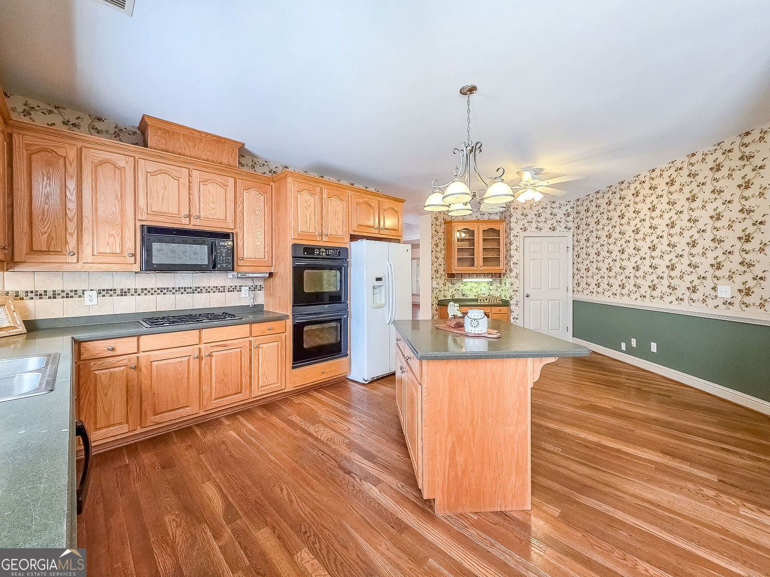 1236 Oakwood Place Loganville GA 30052