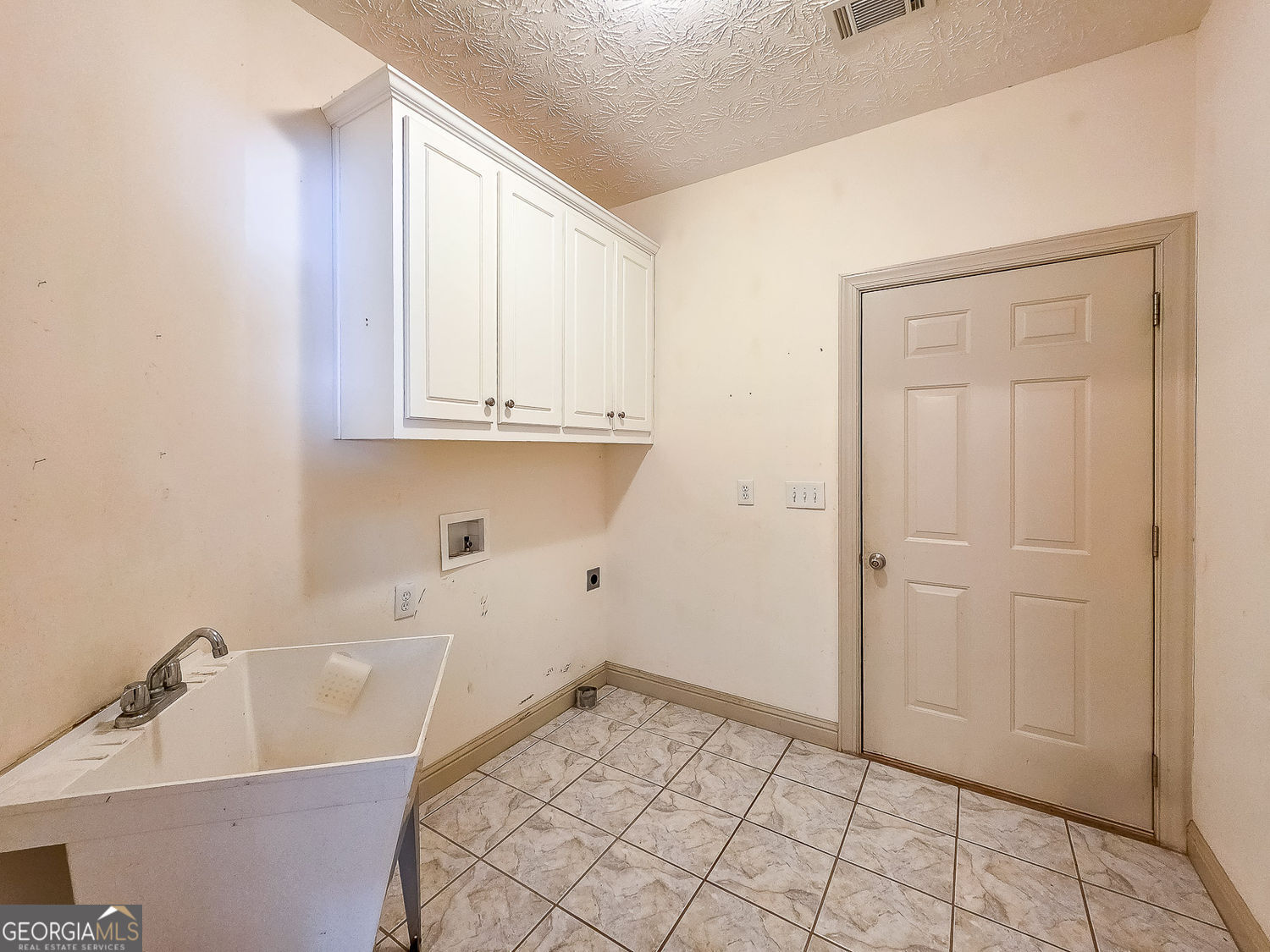 1236 Oakwood Place Loganville GA 30052