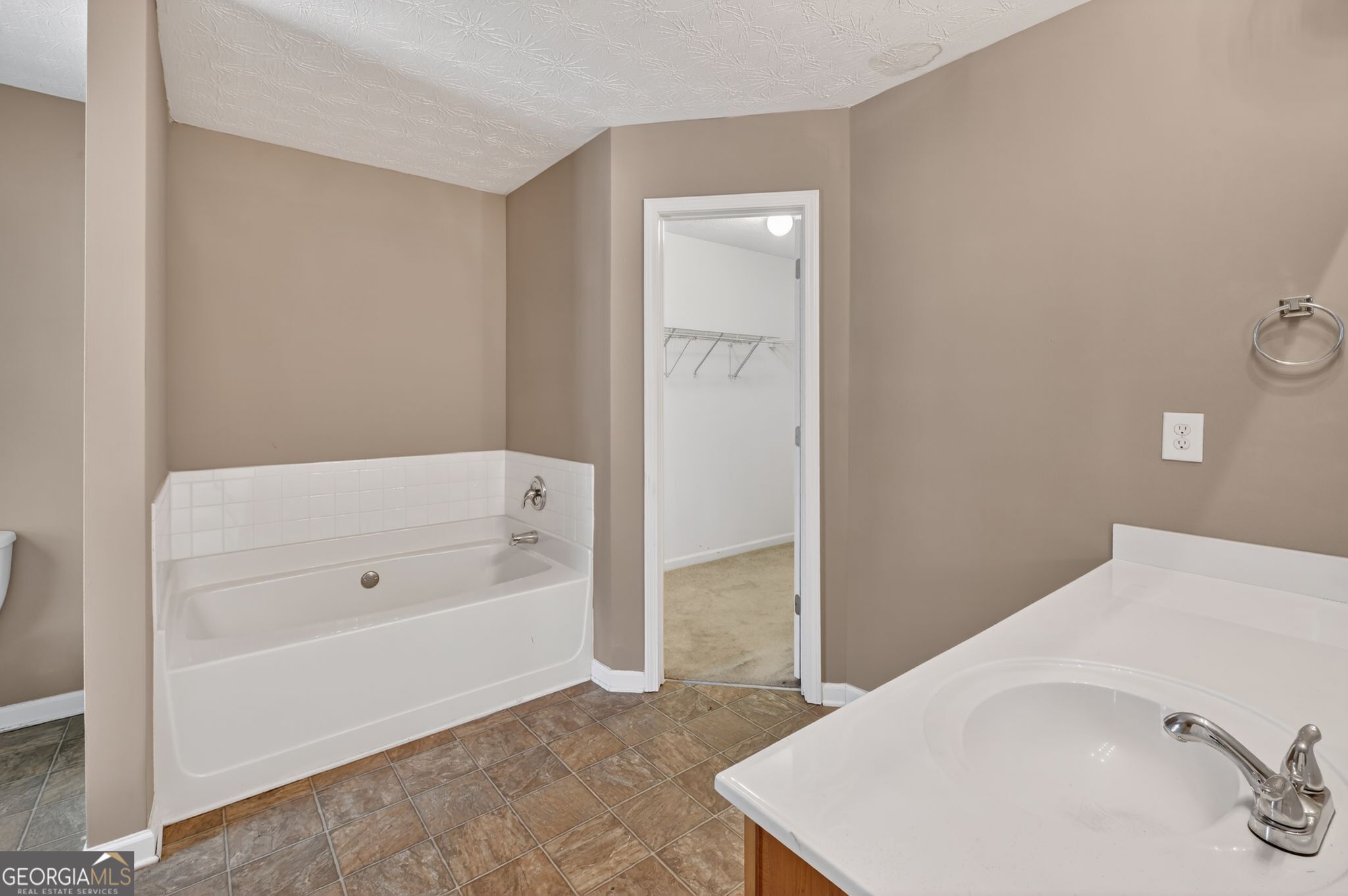 502 Shadow Valley Court Lithonia GA 30058