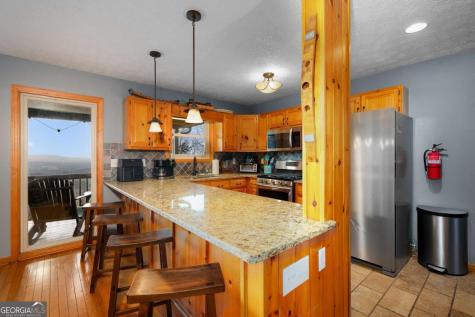 170 Walnut Ridge Ellijay GA 30536