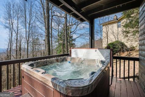 170 Walnut Ridge Ellijay GA 30536