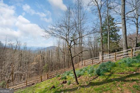 170 Walnut Ridge Ellijay GA 30536