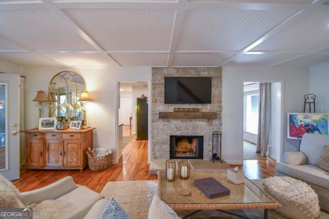 1207 Old River Road Cornelia GA 30531