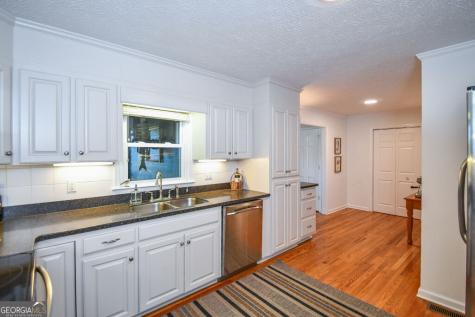 1207 Old River Road Cornelia GA 30531