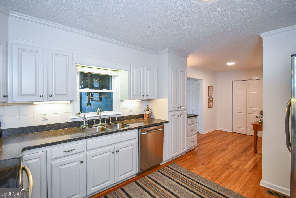 1207 Old River Road Cornelia GA 30531