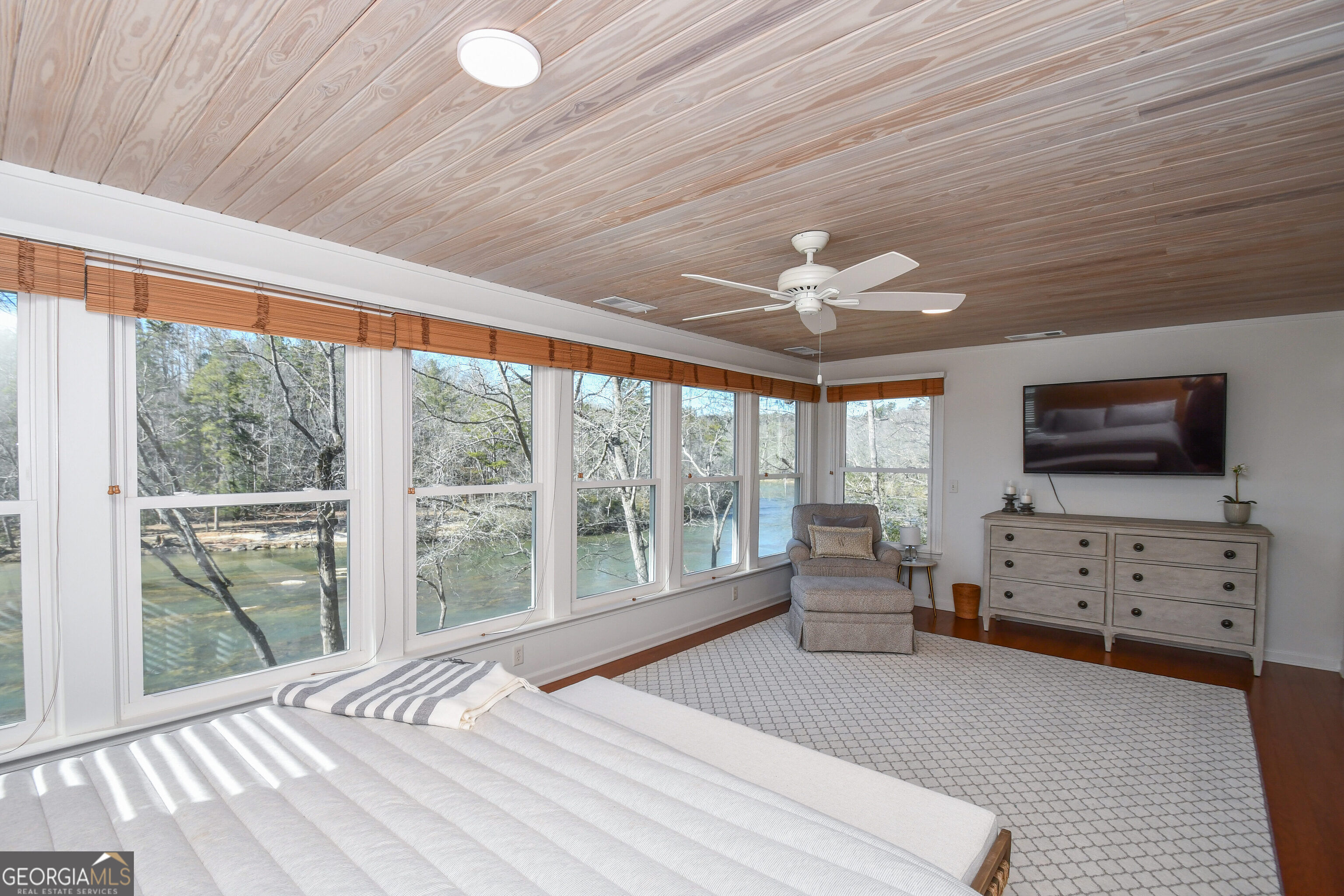 1207 Old River Road Cornelia GA 30531