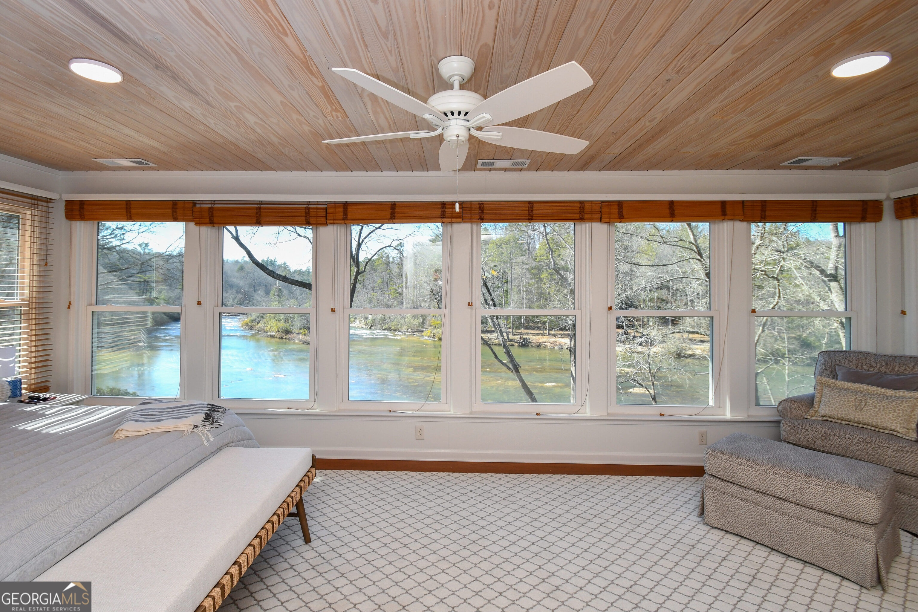 1207 Old River Road Cornelia GA 30531