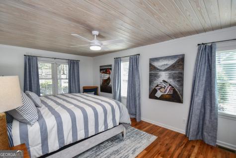1207 Old River Road Cornelia GA 30531
