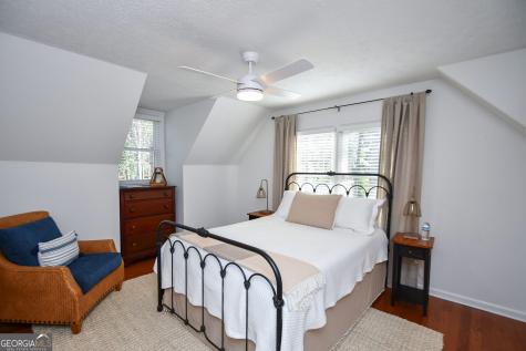 1207 Old River Road Cornelia GA 30531