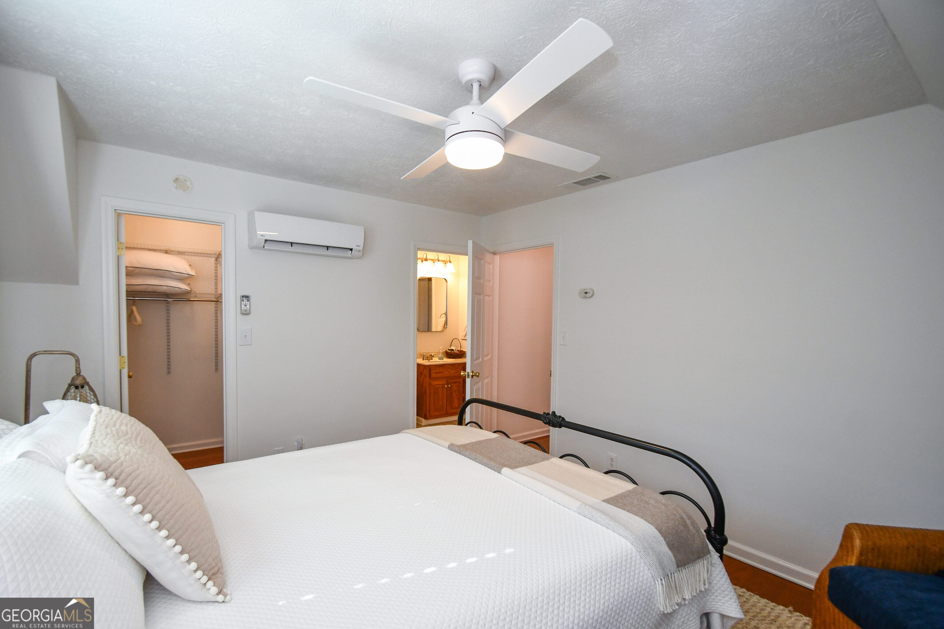 1207 Old River Road Cornelia GA 30531