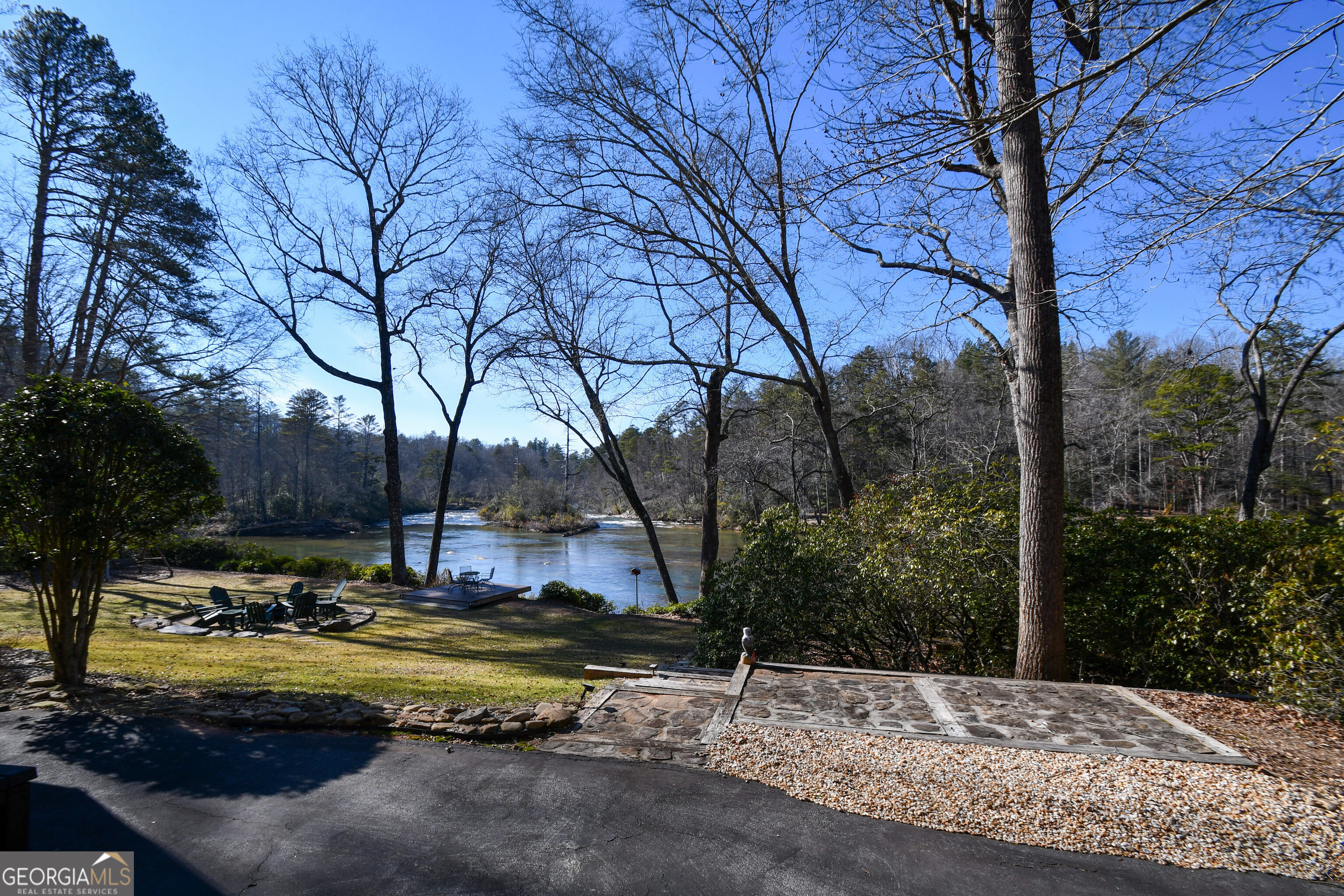 1207 Old River Road Cornelia GA 30531