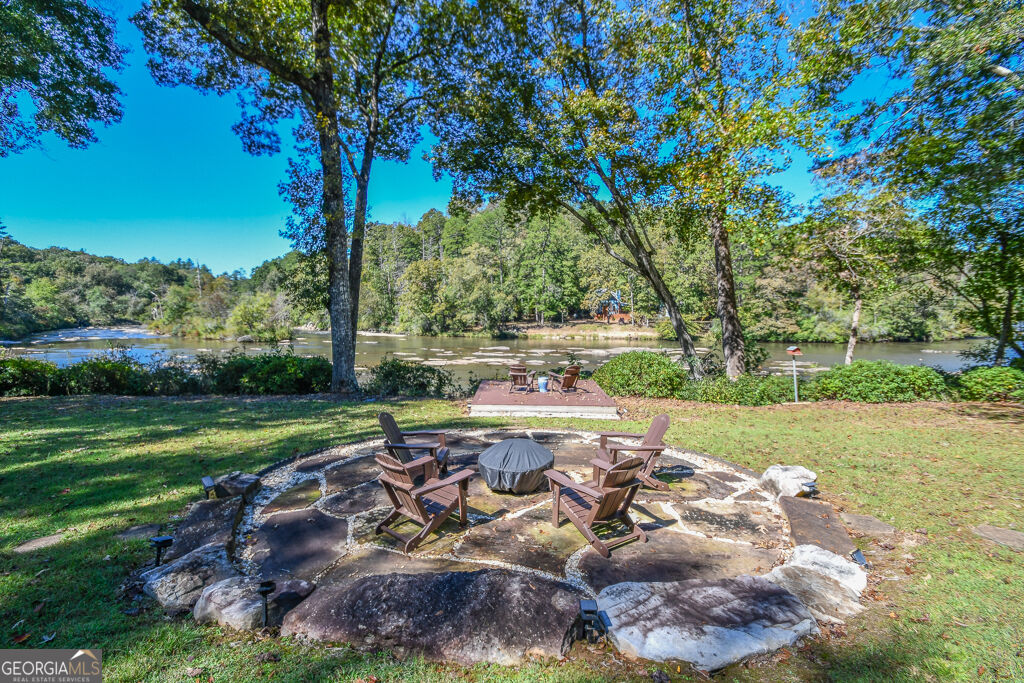 1207 Old River Road Cornelia GA 30531