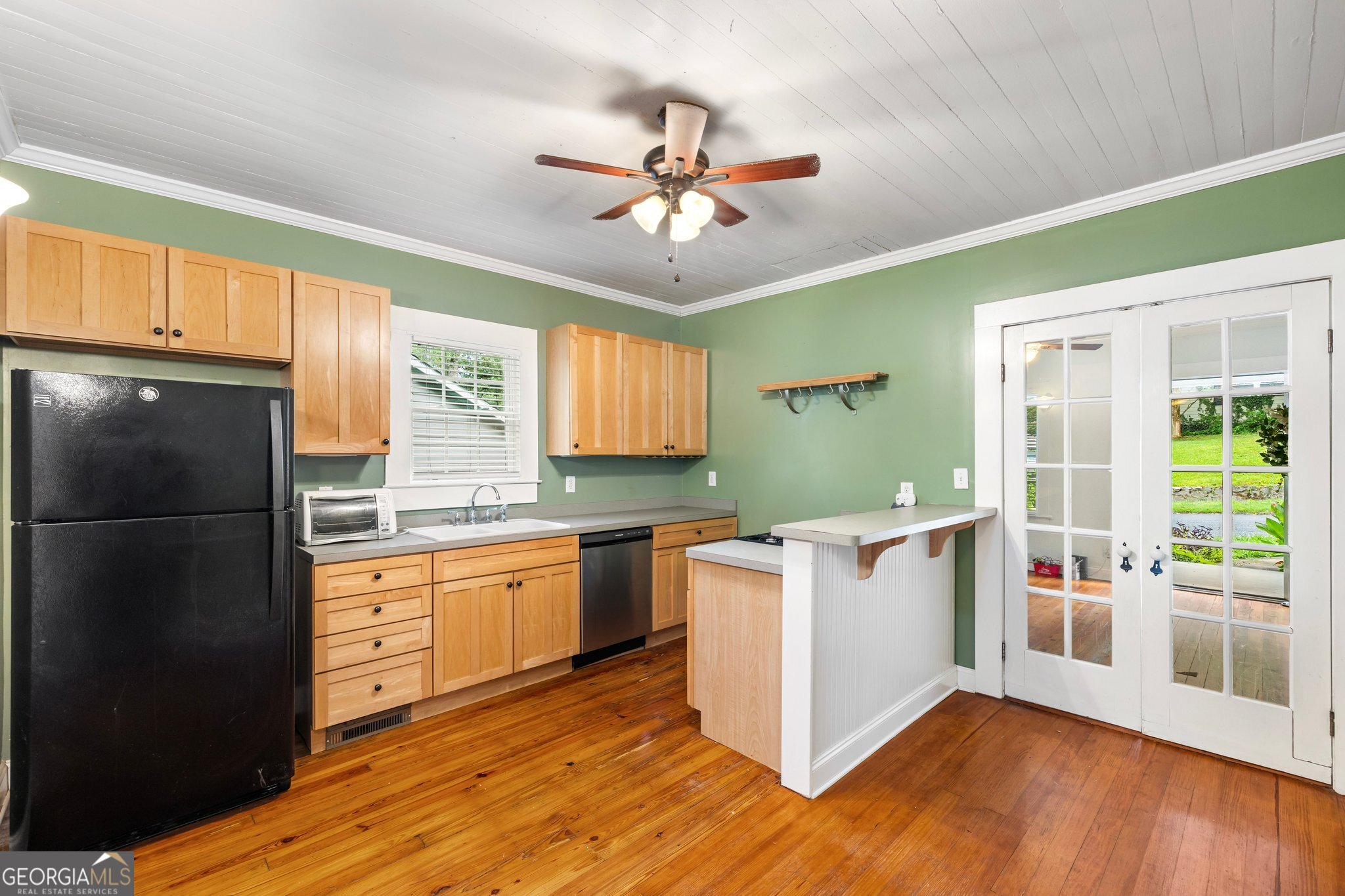 1849 Grove Avenue East Point GA 30344