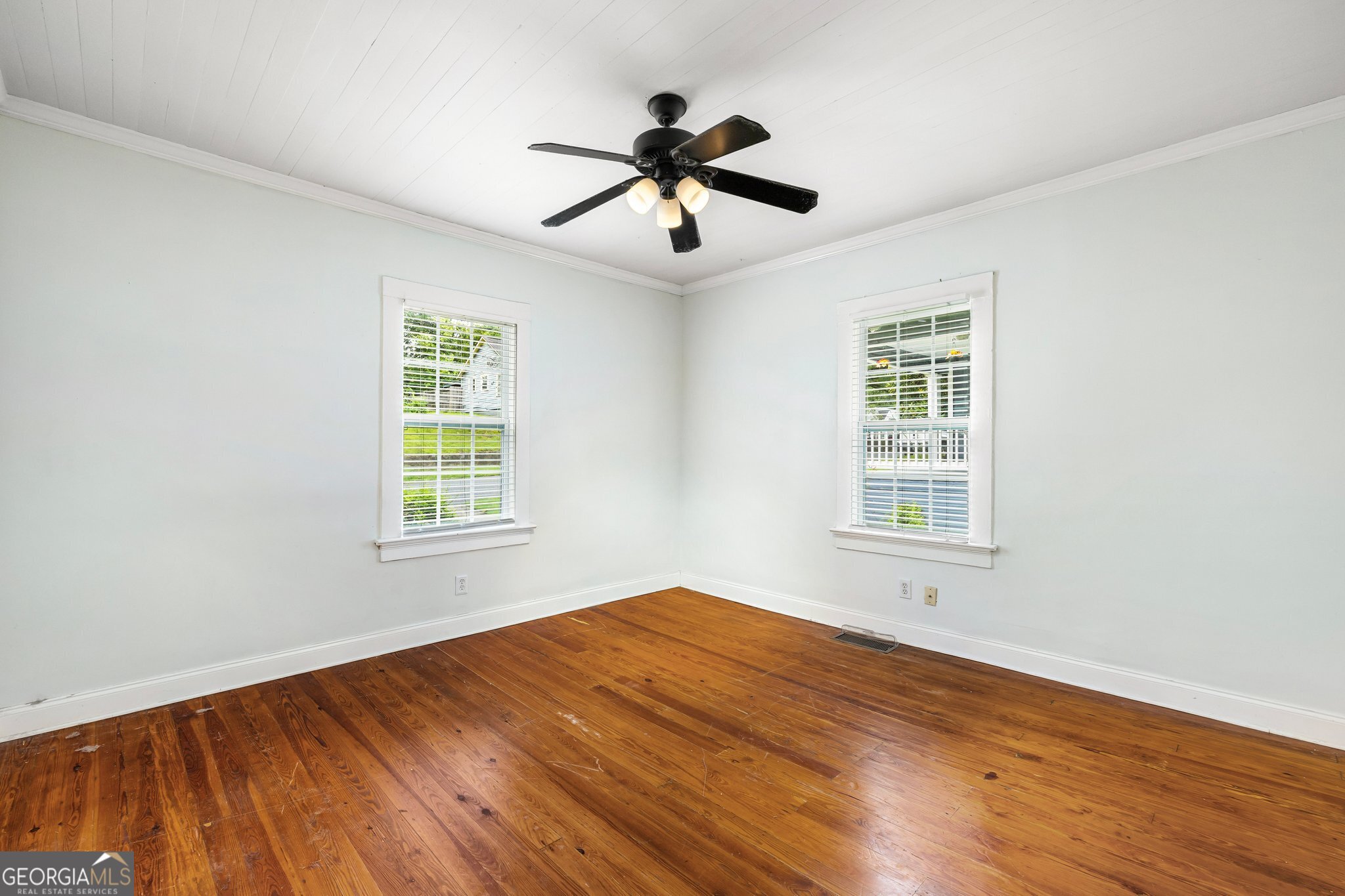 1849 Grove Avenue East Point GA 30344