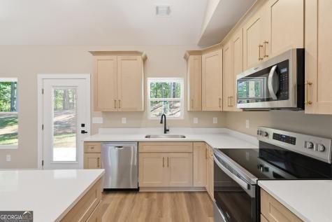 180 Edwards Road Clarkesville GA 30523