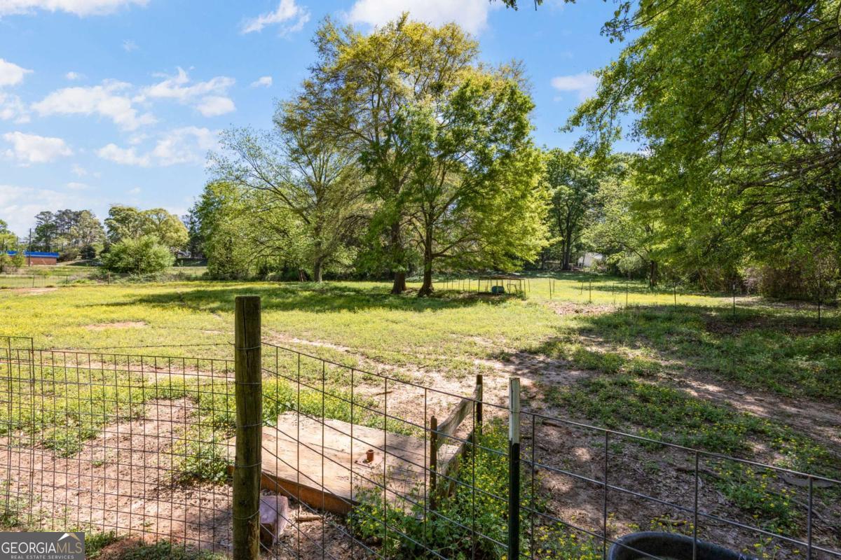 151 Ginn Street Carnesville GA 30521
