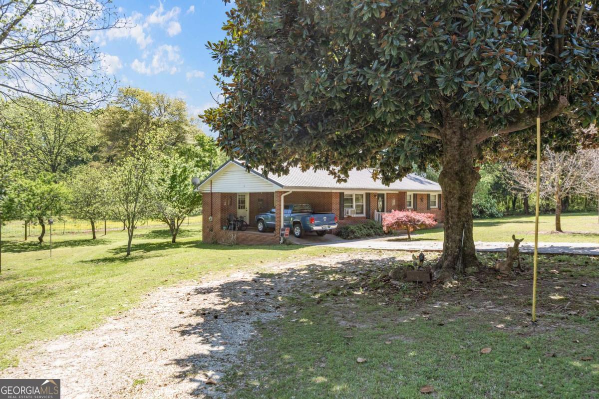 151 Ginn Street Carnesville GA 30521