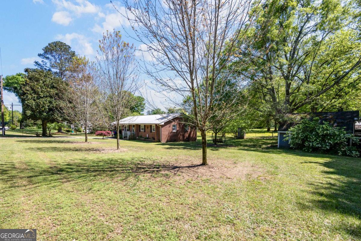 151 Ginn Street Carnesville GA 30521
