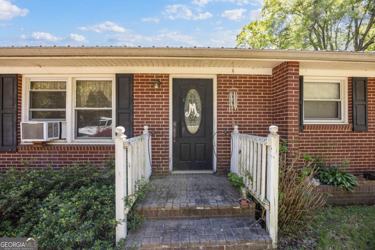 151 Ginn Street Carnesville GA 30521