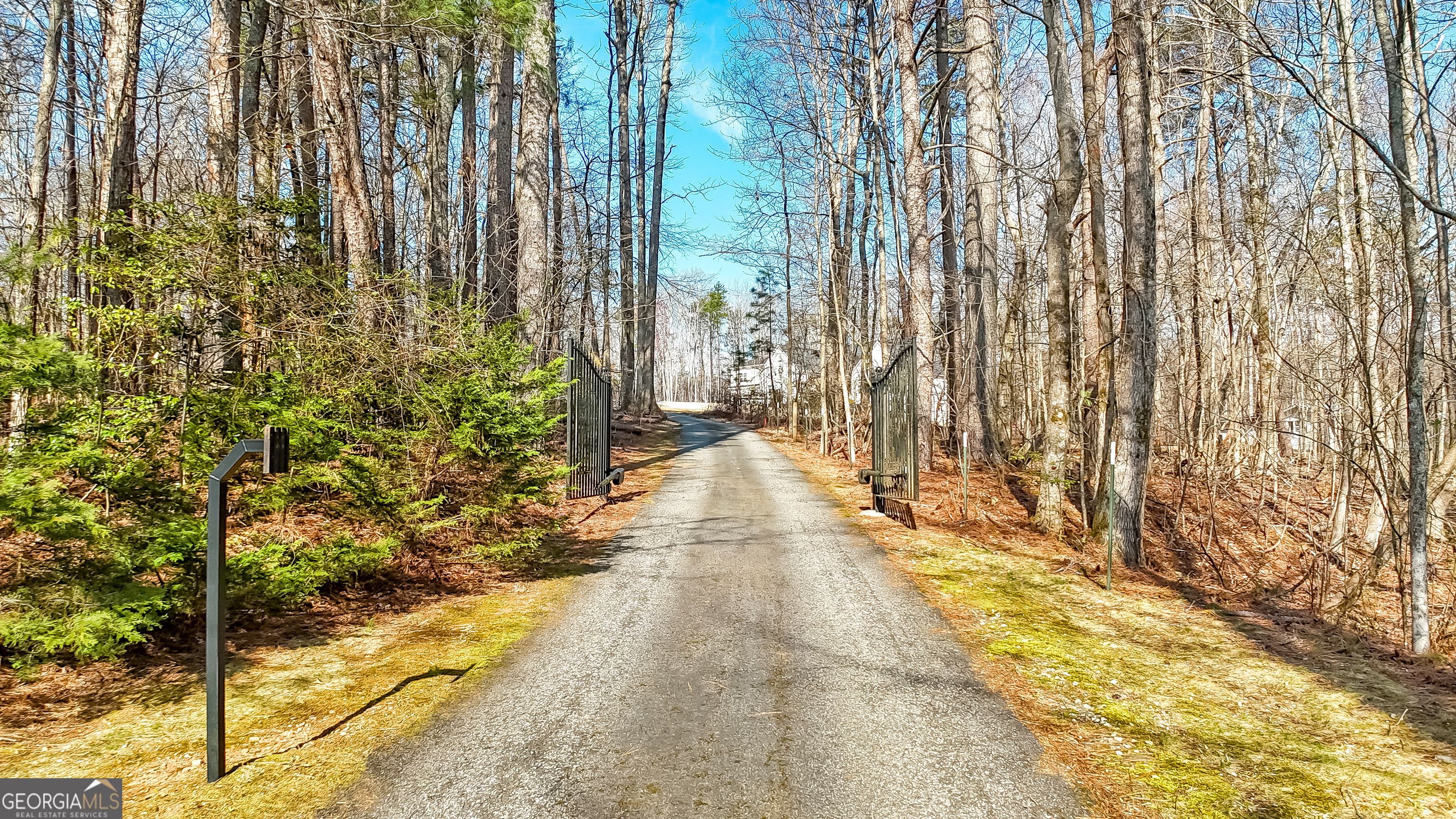 2345 Fred Pitts Road Clarkesville GA 30523