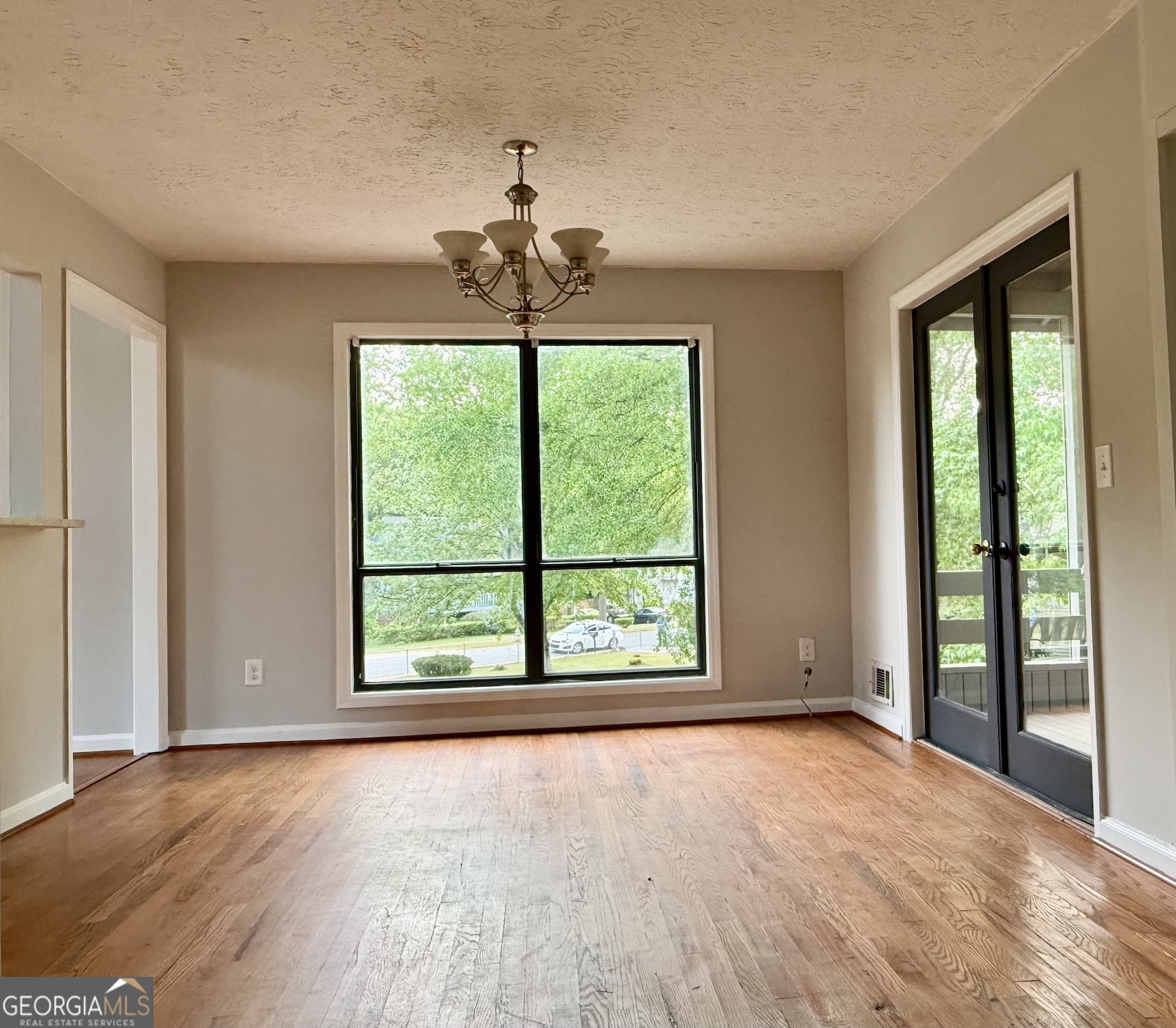 2592 Deerfield Circle SW Marietta GA 30064