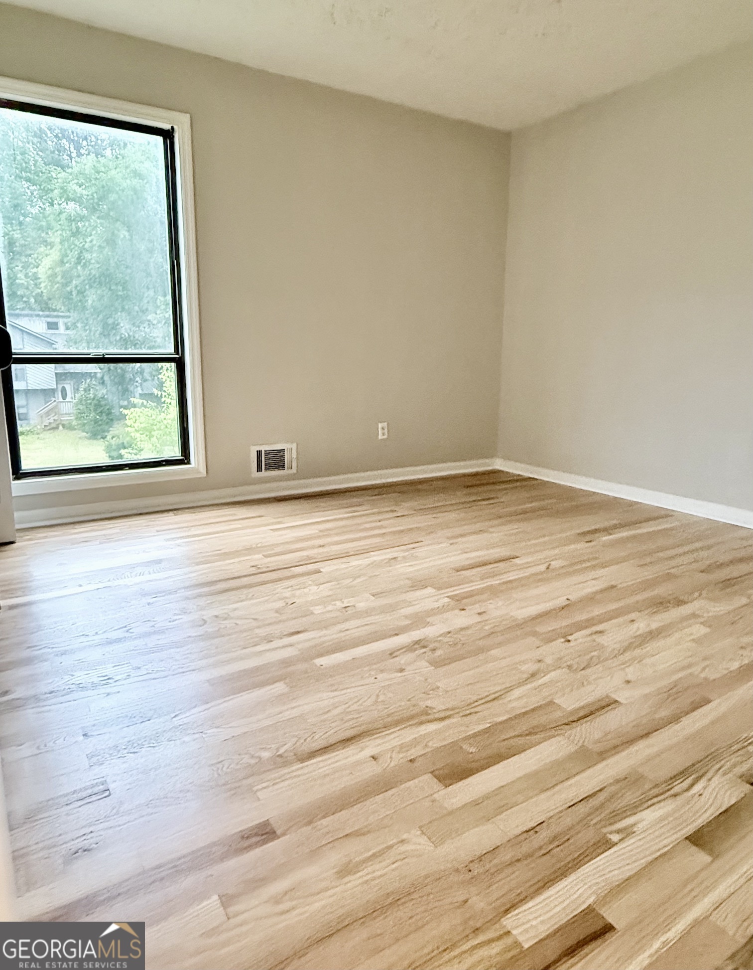 2592 Deerfield Circle SW Marietta GA 30064