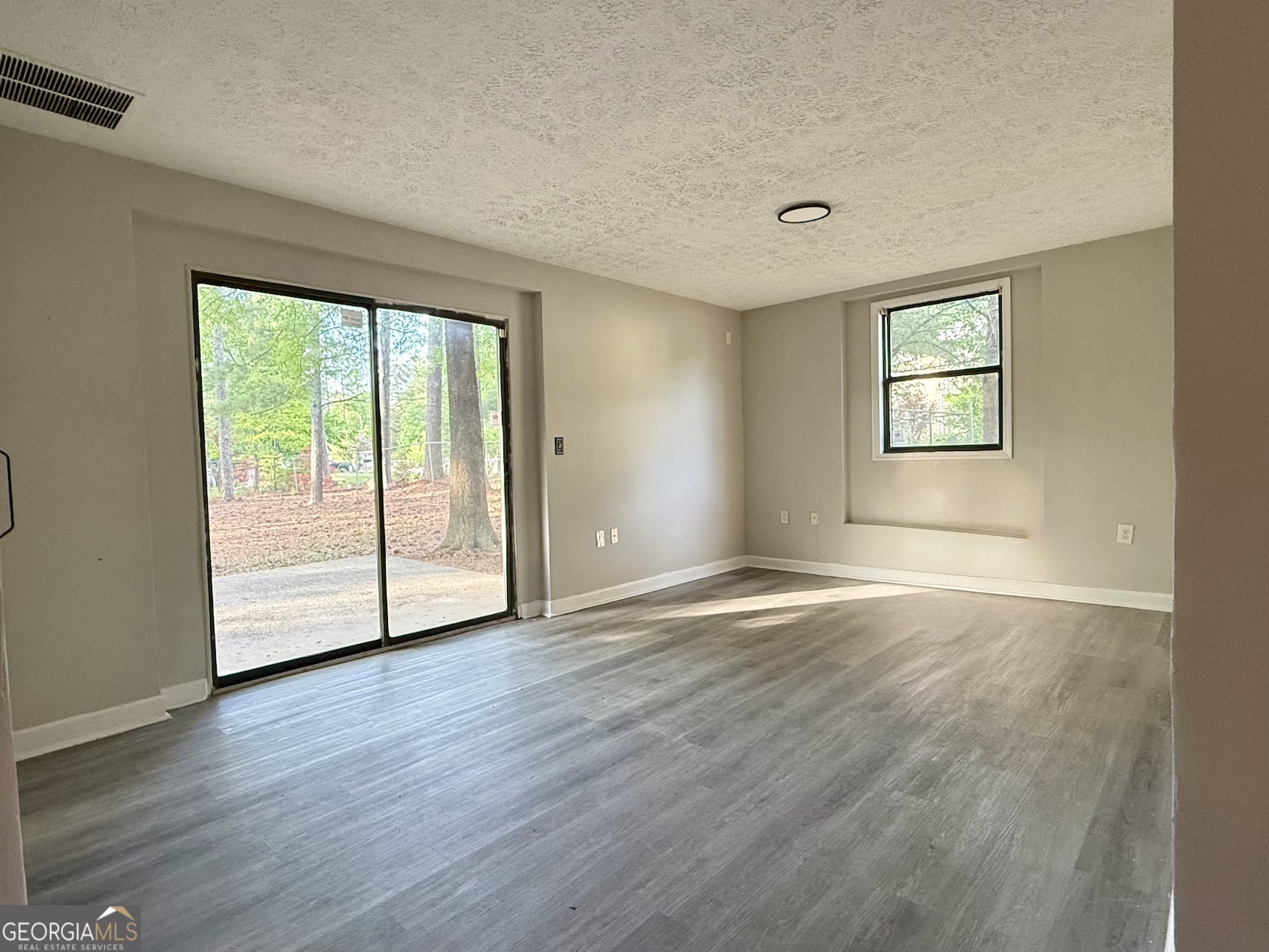 2592 Deerfield Circle SW Marietta GA 30064