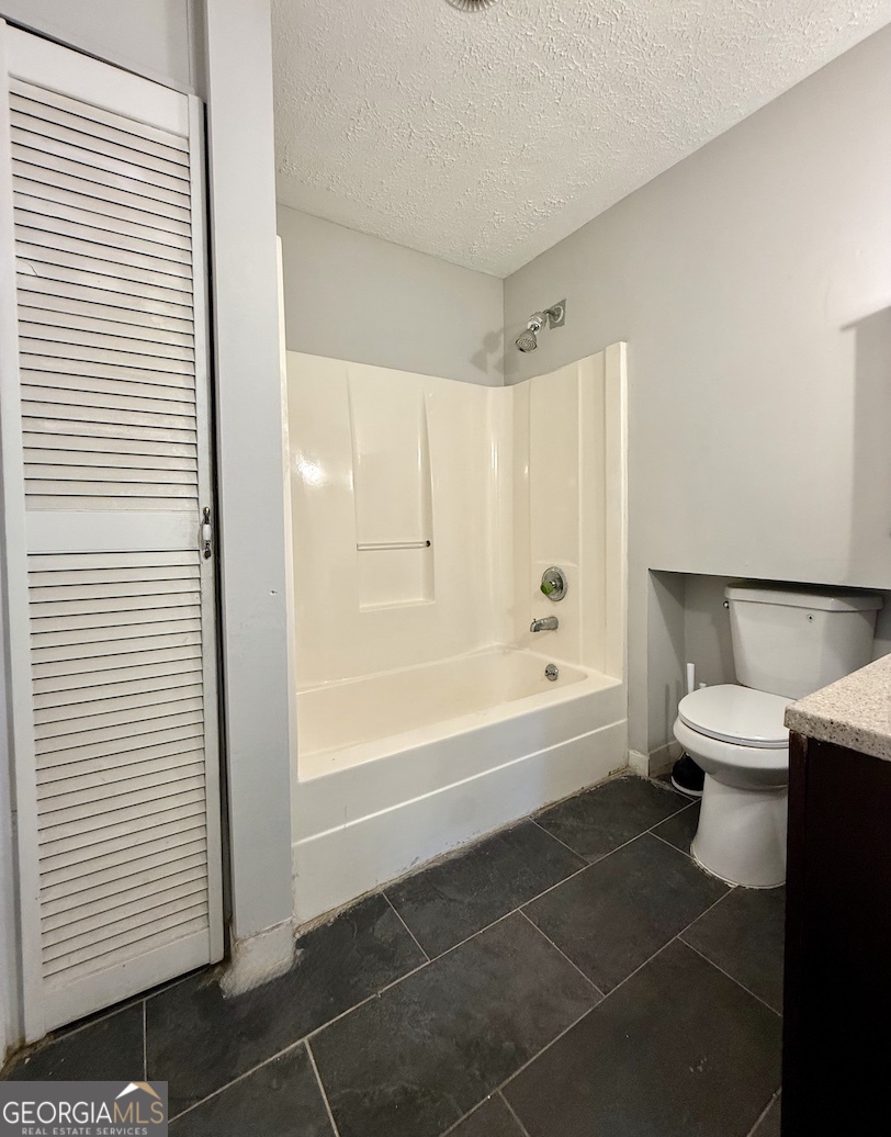 2592 Deerfield Circle SW Marietta GA 30064