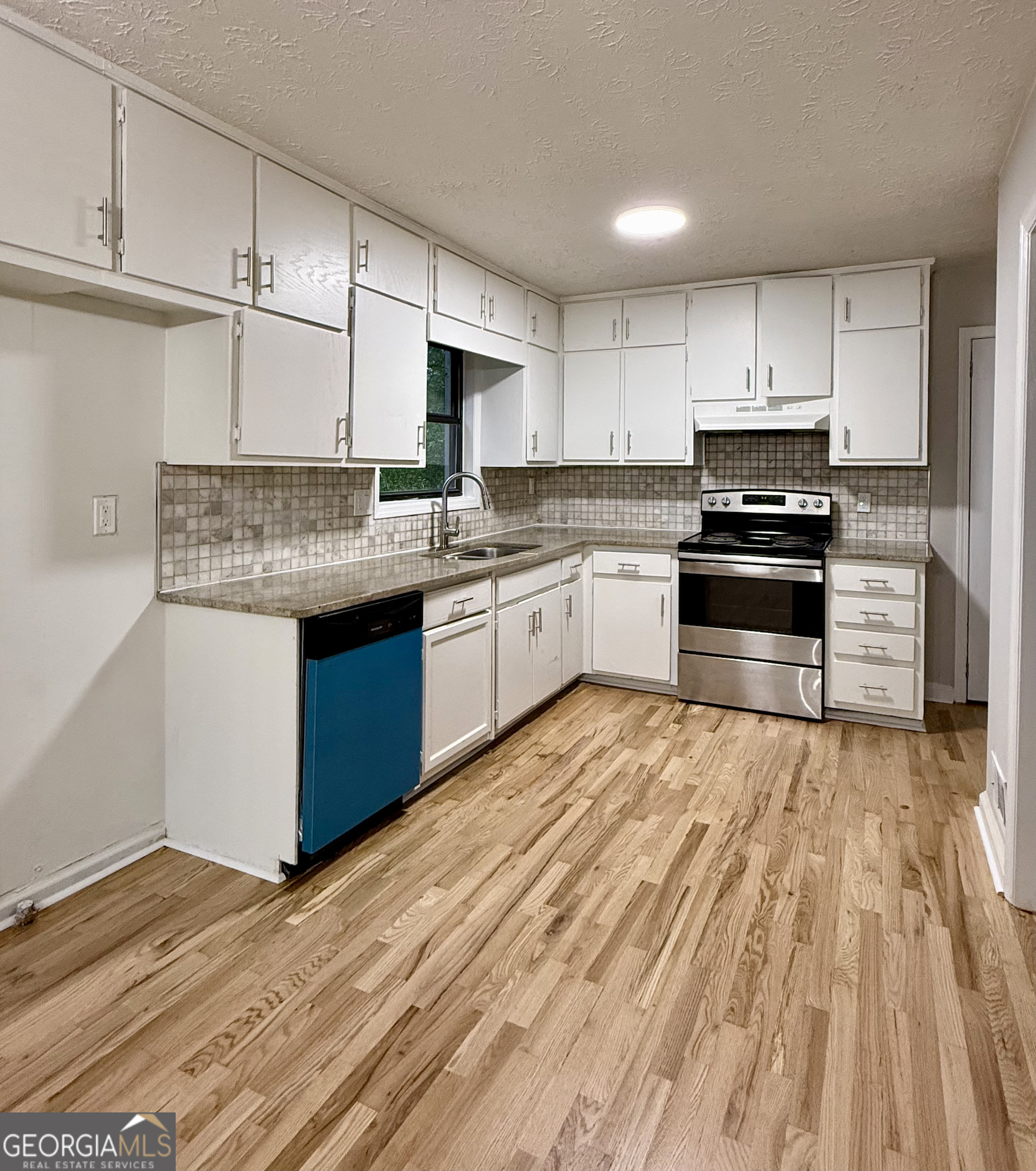 2592 Deerfield Circle SW Marietta GA 30064