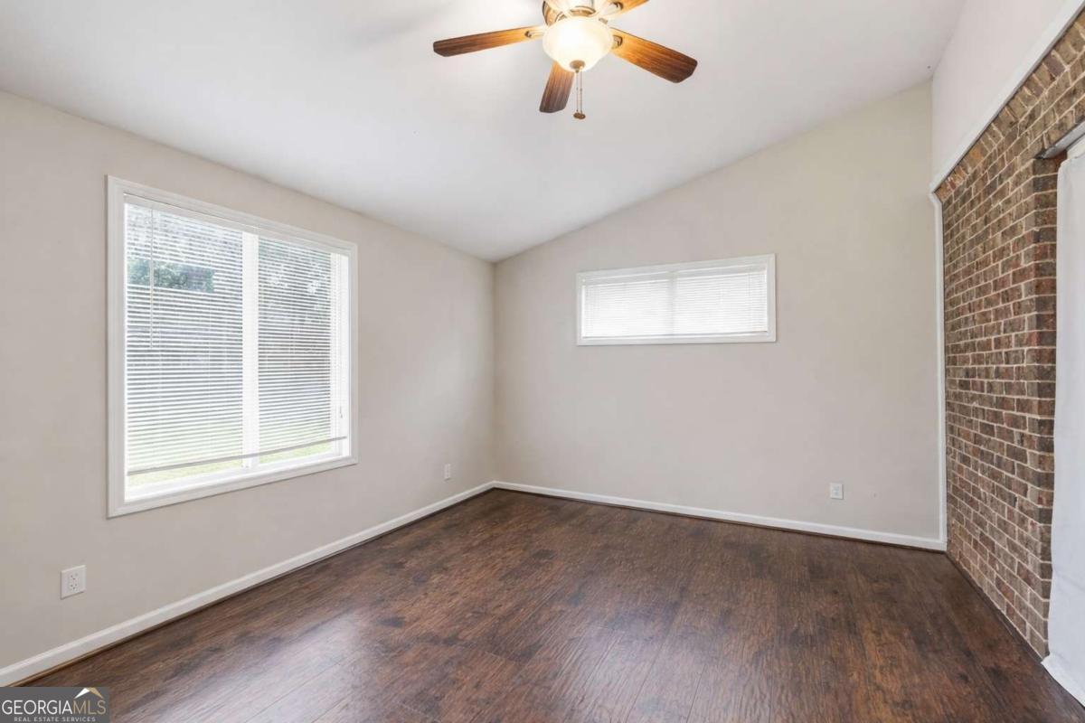 1373 Sanden Ferry Drive Decatur GA 30033