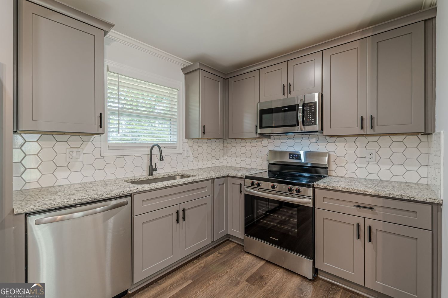 1827 Thomasville Drive SE Atlanta GA 30315