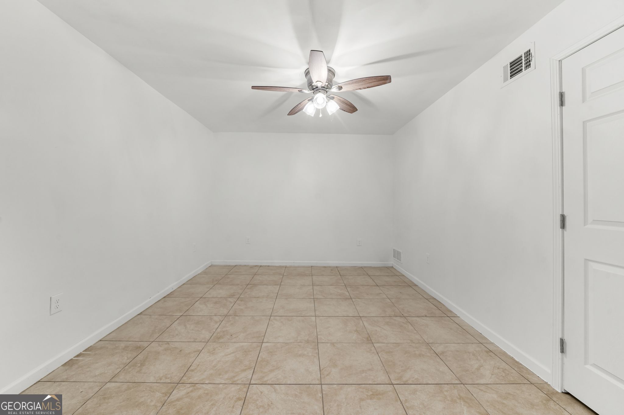 6588 Snowbird Lane Douglasville GA 30134